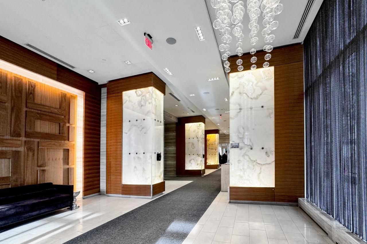 Stylish Suite At 300 Front Street W Toronto Eksteriør billede